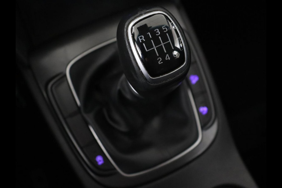 Hyundai Kona 1.0T Comfort | Camera | Carplay | Navigatie | Cruise control | Climate control | Parkeerhulp | DAB | 16'' lichtmetalen velgen
