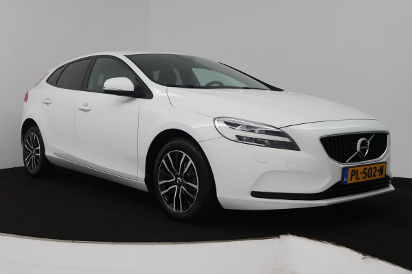 Volvo V40 1.5 T2 Nordic+ (TREKHAAK, AUTOMAAT, STOELVERWARMING, NAVIGATIE, CRUISE CONTROL, PARKEERSENSOREN) Volvo V40 1.5 T2 Nordic+ (TREKHAAK, AUTOMAAT, STOELVERWARMING, NAVIGATIE, CRUISE CONTROL, PARKEERSENSOREN)