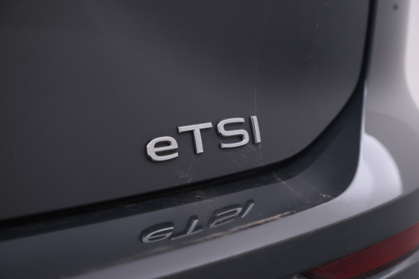 Volkswagen GOLF Variant 1.0 eTSI Life Business 110pk, Automaat, Apple carplay, Climate, Volkswagen GOLF Variant 1.0 eTSI Life Business 110pk, Automaat, Apple carplay, Climate,