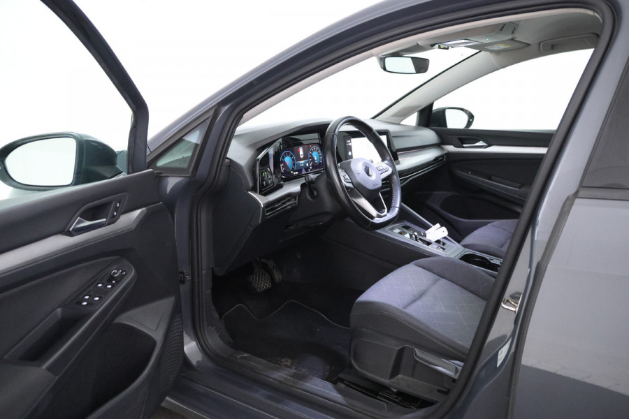 Volkswagen GOLF Variant 1.0 eTSI Life Business 110pk, Automaat, Apple carplay, Climate, Volkswagen GOLF Variant 1.0 eTSI Life Business 110pk, Automaat, Apple carplay, Climate,