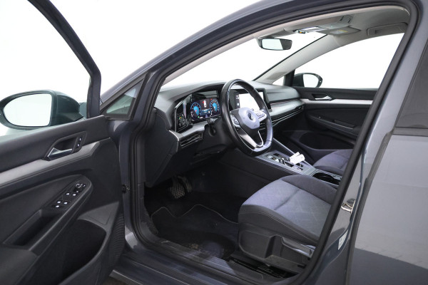 Volkswagen GOLF Variant 1.0 eTSI Life Business 110pk, Automaat, Apple carplay, Climate, Volkswagen GOLF Variant 1.0 eTSI Life Business 110pk, Automaat, Apple carplay, Climate,