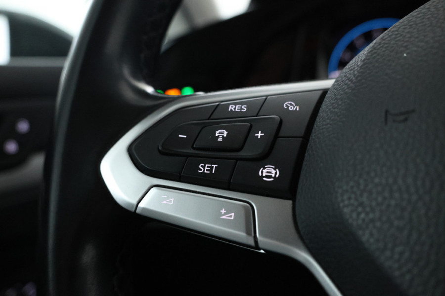 Volkswagen GOLF Variant 1.0 eTSI Life Business 110pk, Automaat, Apple carplay, Climate, Volkswagen GOLF Variant 1.0 eTSI Life Business 110pk, Automaat, Apple carplay, Climate,