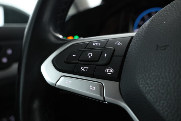 Volkswagen GOLF Variant 1.0 eTSI Life Business 110pk, Automaat, Apple carplay, Climate, Volkswagen GOLF Variant 1.0 eTSI Life Business 110pk, Automaat, Apple carplay, Climate,