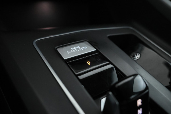 Volkswagen GOLF Variant 1.0 eTSI Life Business 110pk, Automaat, Apple carplay, Climate, Volkswagen GOLF Variant 1.0 eTSI Life Business 110pk, Automaat, Apple carplay, Climate,