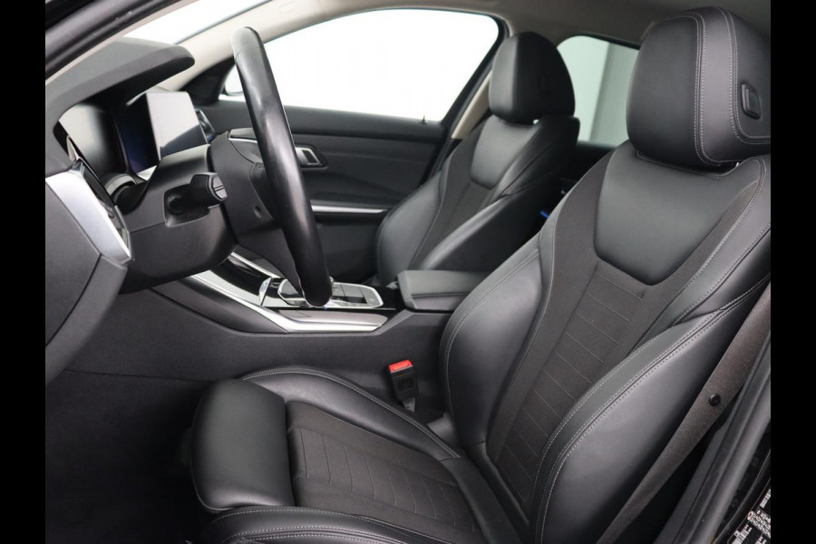 BMW 3-serie 330e Sport Line | Adaptive cruise | Stoelverwarming | Sportstoelen | Carplay | Sfeerverlichting | Live Cockpit | Navigatie | Half leder | DAB | Climate control | PHEV | Plug In BMW 3-serie 330e Sport Line | Adaptive cruise | Stoelverwarming | Sportstoelen | Carplay | Sfeerverlichting | Live Cockpit | Navigatie | Half leder | DAB | Climate control | PHEV | Plug In