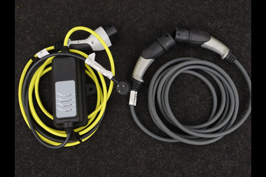 BMW 3-serie 330e Sport Line | Adaptive cruise | Stoelverwarming | Sportstoelen | Carplay | Sfeerverlichting | Live Cockpit | Navigatie | Half leder | DAB | Climate control | PHEV | Plug In BMW 3-serie 330e Sport Line | Adaptive cruise | Stoelverwarming | Sportstoelen | Carplay | Sfeerverlichting | Live Cockpit | Navigatie | Half leder | DAB | Climate control | PHEV | Plug In