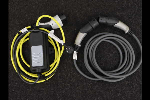 BMW 3-serie 330e Sport Line | Adaptive cruise | Stoelverwarming | Sportstoelen | Carplay | Sfeerverlichting | Live Cockpit | Navigatie | Half leder | DAB | Climate control | PHEV | Plug In BMW 3-serie 330e Sport Line | Adaptive cruise | Stoelverwarming | Sportstoelen | Carplay | Sfeerverlichting | Live Cockpit | Navigatie | Half leder | DAB | Climate control | PHEV | Plug In