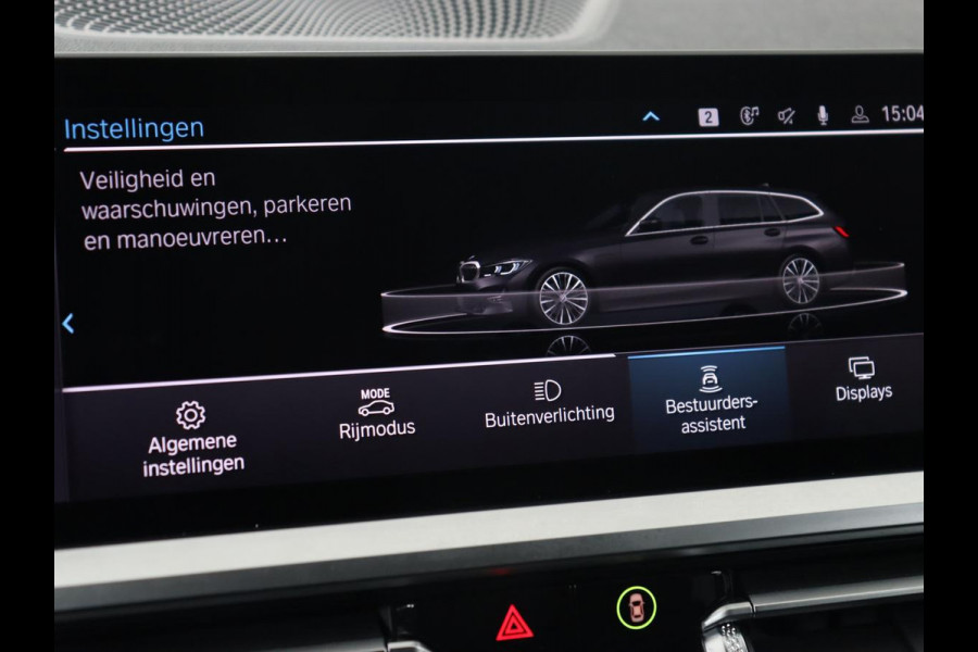 BMW 3-serie 330e Sport Line | Adaptive cruise | Stoelverwarming | Sportstoelen | Carplay | Sfeerverlichting | Live Cockpit | Navigatie | Half leder | DAB | Climate control | PHEV | Plug In BMW 3-serie 330e Sport Line | Adaptive cruise | Stoelverwarming | Sportstoelen | Carplay | Sfeerverlichting | Live Cockpit | Navigatie | Half leder | DAB | Climate control | PHEV | Plug In