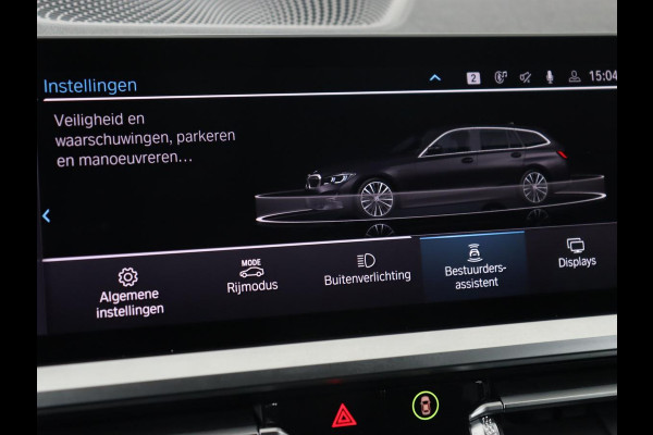 BMW 3-serie 330e Sport Line | Adaptive cruise | Stoelverwarming | Sportstoelen | Carplay | Sfeerverlichting | Live Cockpit | Navigatie | Half leder | DAB | Climate control | PHEV | Plug In BMW 3-serie 330e Sport Line | Adaptive cruise | Stoelverwarming | Sportstoelen | Carplay | Sfeerverlichting | Live Cockpit | Navigatie | Half leder | DAB | Climate control | PHEV | Plug In