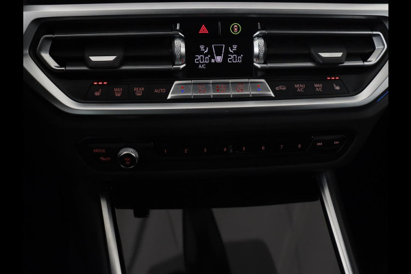 BMW 3-serie 330e Sport Line | Adaptive cruise | Stoelverwarming | Sportstoelen | Carplay | Sfeerverlichting | Live Cockpit | Navigatie | Half leder | DAB | Climate control | PHEV | Plug In BMW 3-serie 330e Sport Line | Adaptive cruise | Stoelverwarming | Sportstoelen | Carplay | Sfeerverlichting | Live Cockpit | Navigatie | Half leder | DAB | Climate control | PHEV | Plug In