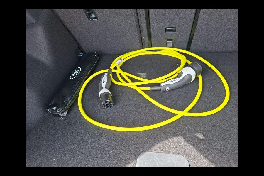 Ford Explorer Premium Extended Range RWD 77 kWh 286pk | Driver Assistance Pack | 21 inch Licht metalen Velgen