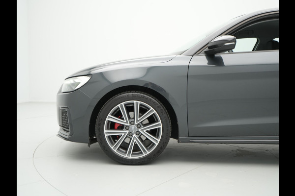 Audi A1 Sportback 30 TFSI 115pk epic Navigatie Pdc Led Cruise 112 Audi A1 Sportback 30 TFSI 115pk epic Navigatie Pdc Led Cruise 112