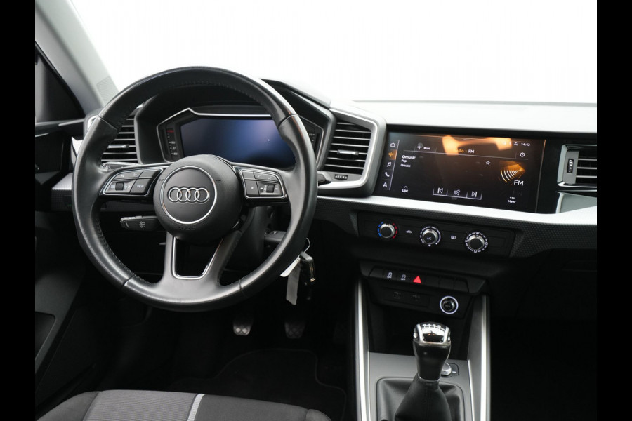 Audi A1 Sportback 30 TFSI 115pk epic Navigatie Pdc Led Cruise 112 Audi A1 Sportback 30 TFSI 115pk epic Navigatie Pdc Led Cruise 112
