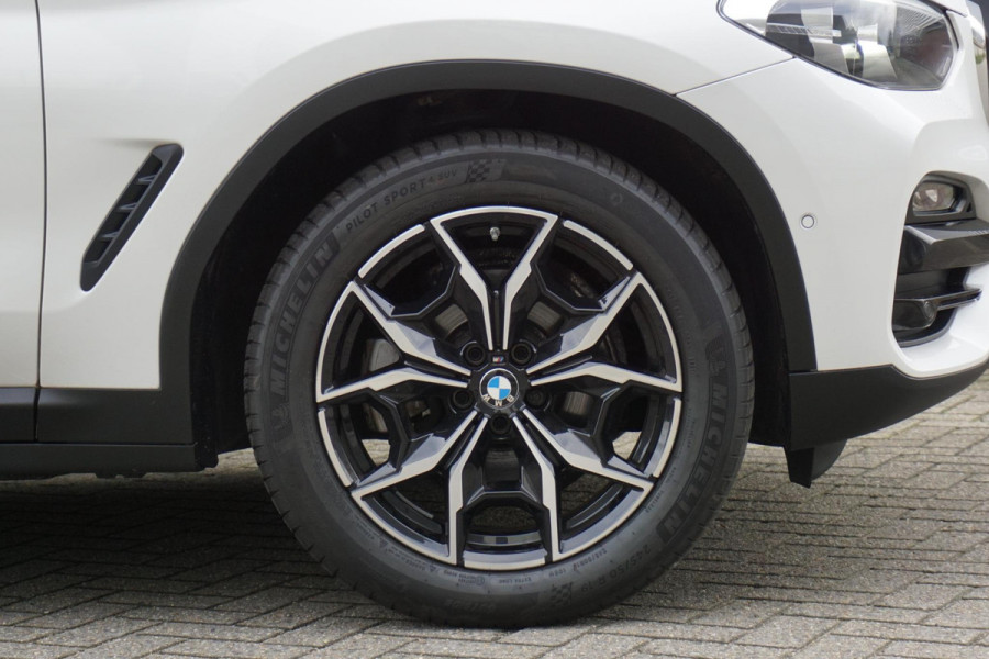 BMW X3 xDrive20i Executive Edition/Leer/Trekhaak/19Inch. /Dealeronderhouden.
