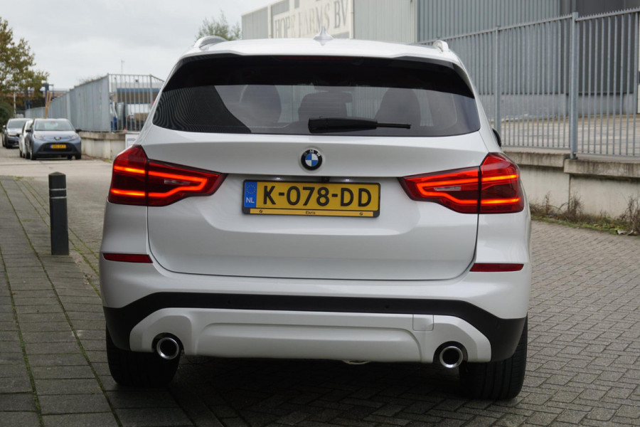 BMW X3 xDrive20i Executive Edition/Leer/Trekhaak/19Inch. /Dealeronderhouden.