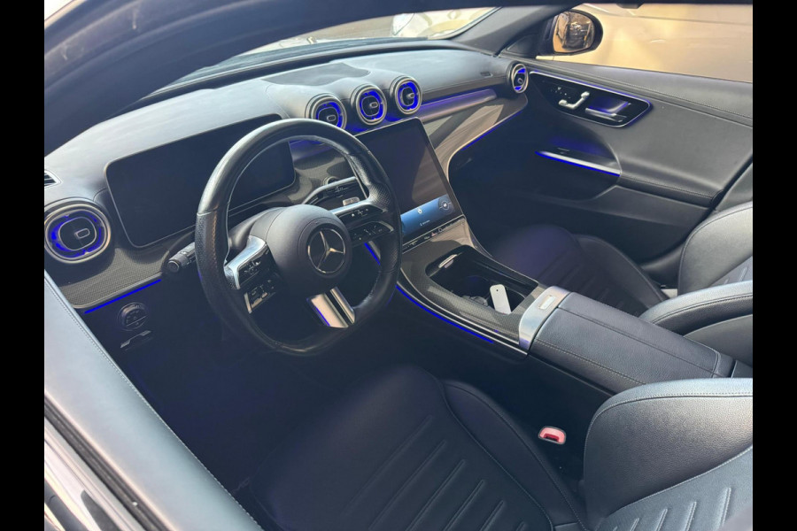 Mercedes-Benz C-Klasse 200 AMG Night | Pano | 360 | Memory | 19'' | Sfeerverlichting Mercedes-Benz C-Klasse 200 AMG Night | Pano | 360 | Memory | 19'' | Sfeerverlichting
