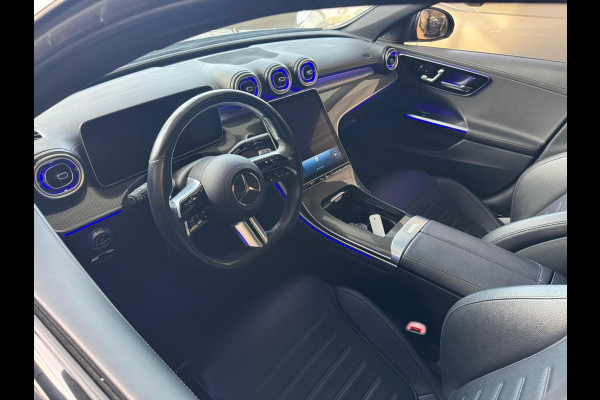 Mercedes-Benz C-Klasse 200 AMG Night | Pano | 360 | Memory | 19'' | Sfeerverlichting Mercedes-Benz C-Klasse 200 AMG Night | Pano | 360 | Memory | 19'' | Sfeerverlichting