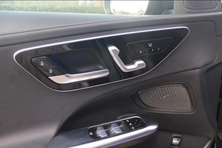 Mercedes-Benz C-Klasse 200 AMG Night | Pano | 360 | Memory | 19'' | Sfeerverlichting Mercedes-Benz C-Klasse 200 AMG Night | Pano | 360 | Memory | 19'' | Sfeerverlichting