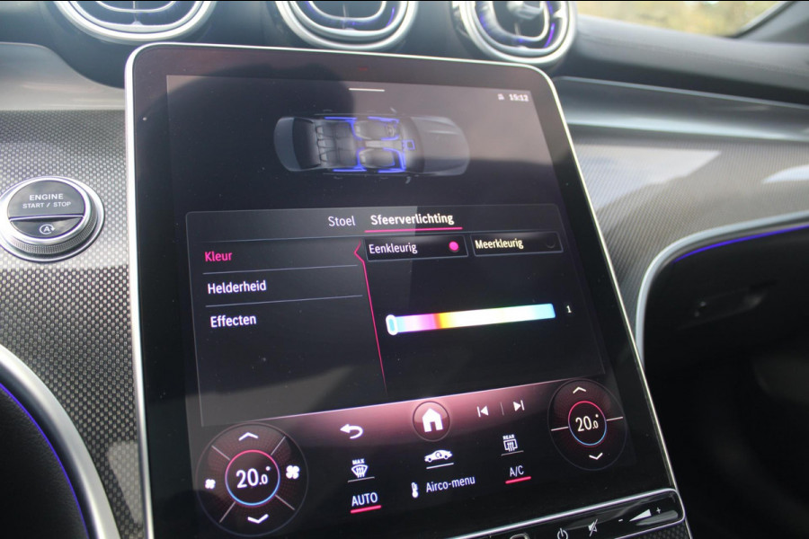 Mercedes-Benz C-Klasse 200 AMG Night | Pano | 360 | Memory | 19'' | Sfeerverlichting Mercedes-Benz C-Klasse 200 AMG Night | Pano | 360 | Memory | 19'' | Sfeerverlichting