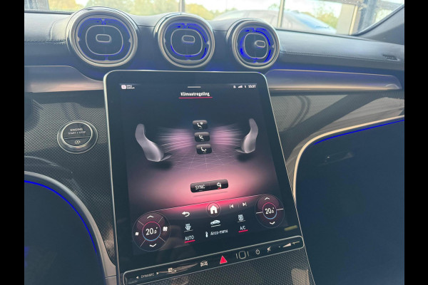 Mercedes-Benz C-Klasse 200 AMG Night | Pano | 360 | Memory | 19'' | Sfeerverlichting Mercedes-Benz C-Klasse 200 AMG Night | Pano | 360 | Memory | 19'' | Sfeerverlichting