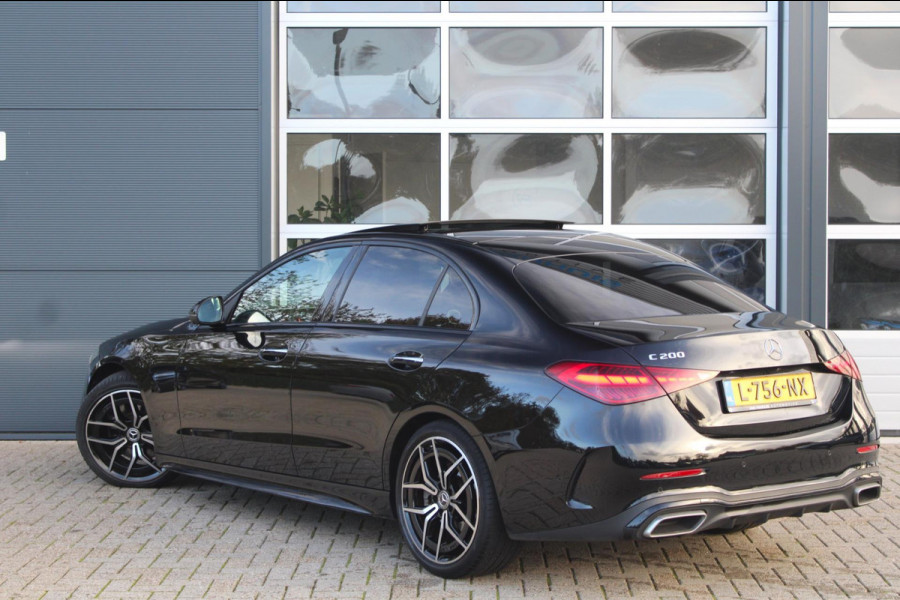 Mercedes-Benz C-Klasse 200 AMG Night | Pano | 360 | Memory | 19'' | Sfeerverlichting Mercedes-Benz C-Klasse 200 AMG Night | Pano | 360 | Memory | 19'' | Sfeerverlichting