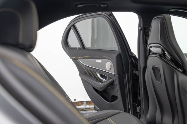 Mercedes-Benz E-Klasse AMG 63 S 612pk 4MATIC Pano AMG Performance Carbon Burmester 20'' Mercedes-Benz E-Klasse AMG 63 S 612pk 4MATIC Pano AMG Performance Carbon Burmester 20''