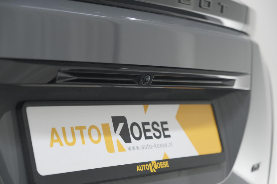Peugeot 2008 PureTech 130 EAT8 GT | 360 Camera | Stoelmassage | Adaptieve Cruise Control | Dodehoekdetectie Peugeot 2008 PureTech 130 EAT8 GT | 360 Camera | Stoelmassage | Adaptieve Cruise Control | Dodehoekdetectie