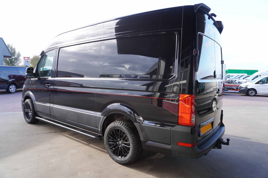 Volkswagen Crafter 30 2.0 TDI 140PK L3H3 Exclusive Automaat Hero Edition | Airco | Cruise | Navi | trekhaak  | Camera Volkswagen Crafter 30 2.0 TDI 140PK L3H3 Exclusive Automaat Hero Edition | Airco | Cruise | Navi | trekhaak  | Camera