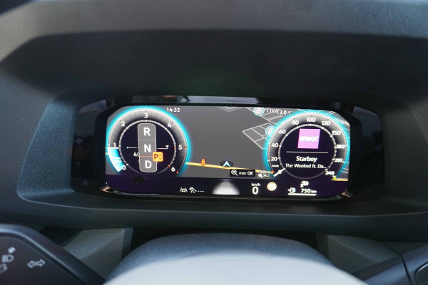 Volkswagen Crafter 30 2.0 TDI 140PK L3H3 Exclusive Automaat Hero Edition | Airco | Cruise | Navi | trekhaak  | Camera Volkswagen Crafter 30 2.0 TDI 140PK L3H3 Exclusive Automaat Hero Edition | Airco | Cruise | Navi | trekhaak  | Camera