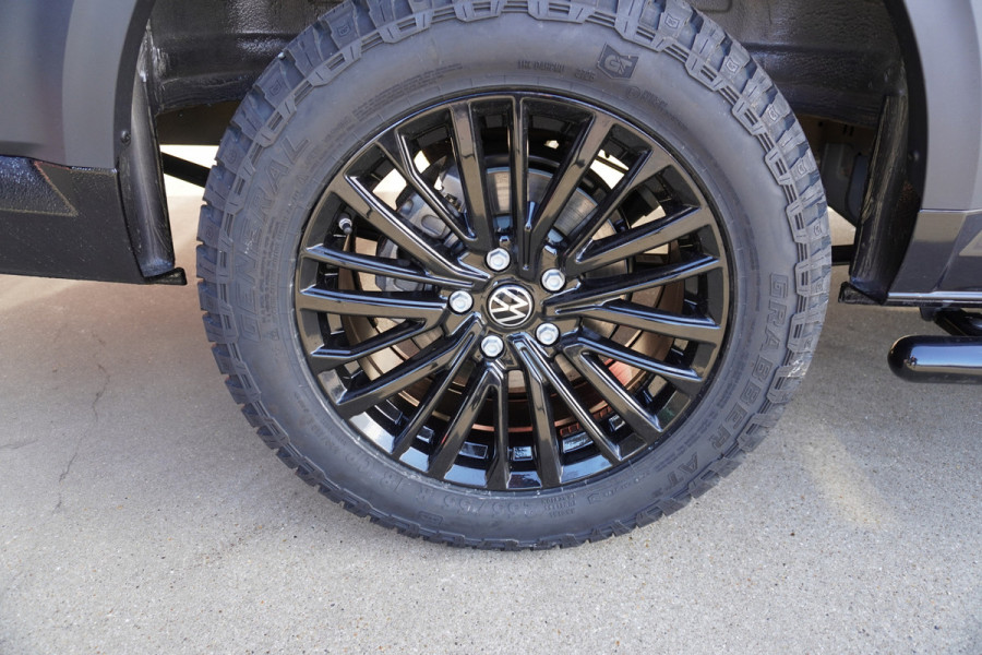 Volkswagen Crafter 30 2.0 TDI 140PK L3H3 Exclusive Automaat Hero Edition | Airco | Cruise | Navi | trekhaak  | Camera Volkswagen Crafter 30 2.0 TDI 140PK L3H3 Exclusive Automaat Hero Edition | Airco | Cruise | Navi | trekhaak  | Camera