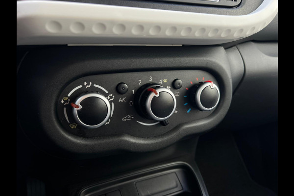 Renault Twingo 1.0 SCe Collection NL AUTO | AIRCO | LAGE KM Renault Twingo 1.0 SCe Collection NL AUTO | AIRCO | LAGE KM