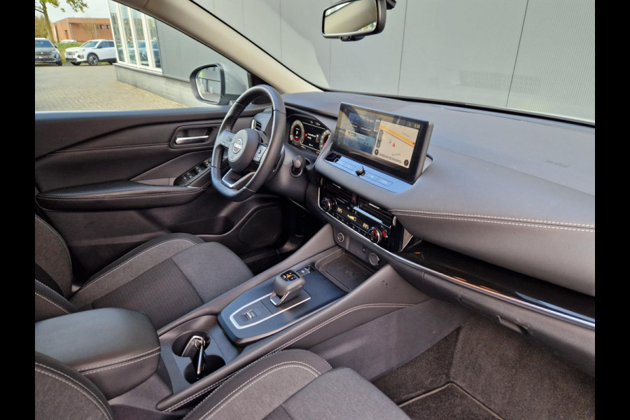 Nissan QASHQAI 1.3 MHEV N-Connecta /Nardogrijs /Winterpakket Nissan QASHQAI 1.3 MHEV N-Connecta /Nardogrijs /Winterpakket