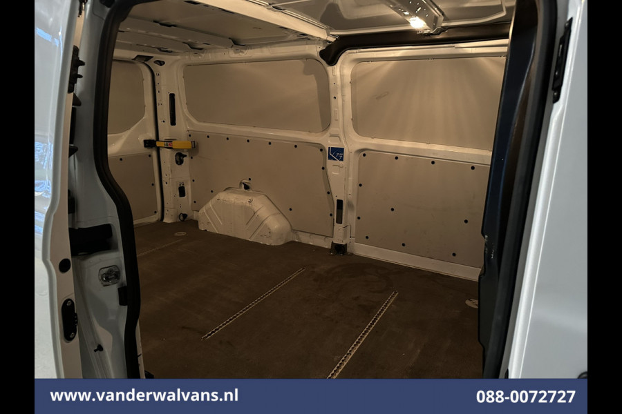 Ford Transit Custom 2.0 TDCI 131pk L2H1 Euro6 Airco | LED | Apple Carplay | Cruisecontrol | 2800kg Trekhaak Parkeersensoren, Stoelverwarming, Verwarmde voorruit, Bijrijdersbank Ford Transit Custom 2.0 TDCI 131pk L2H1 Euro6 Airco | LED | Apple Carplay | Cruisecontrol | 2800kg Trekhaak Parkeersensoren, Stoelverwarming, Verwarmde voorruit, Bijrijdersbank