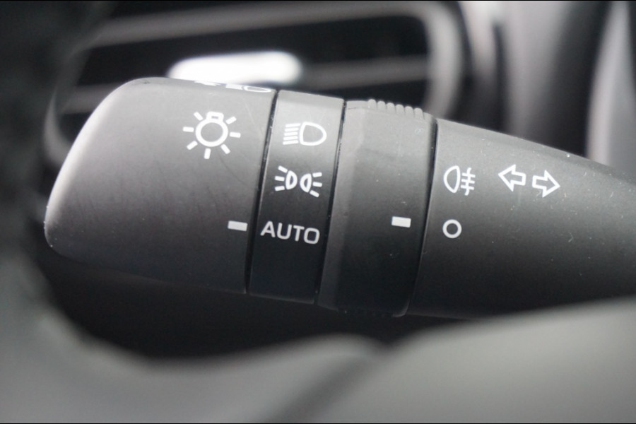 Mazda 2 Hybrid 116PK Centre-line AUT. | CARPLAY | ADAPTIVE | CAMERA | S