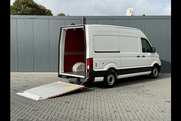 Volkswagen Crafter 35 2.0 TDI HIGHLINE+ / L3H3 / 750 KG DHOLLANDIA HYDR. LAADKLEP / AIRCO / CRUISE / NAVI / CAMERA / CARPLAY Volkswagen Crafter 35 2.0 TDI HIGHLINE+ / L3H3 / 750 KG DHOLLANDIA HYDR. LAADKLEP / AIRCO / CRUISE / NAVI / CAMERA / CARPLAY