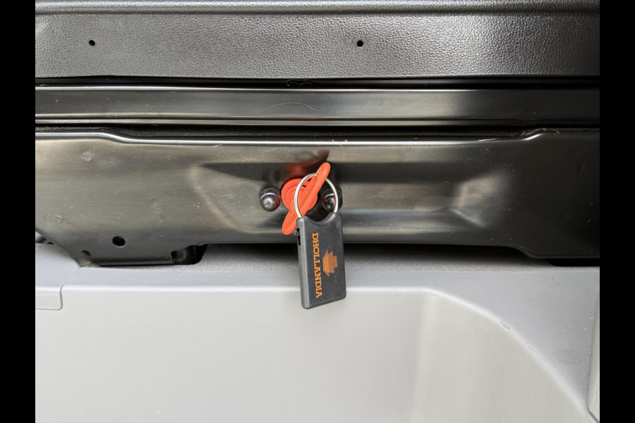 Volkswagen Crafter 35 2.0 TDI HIGHLINE+ / L3H3 / 750 KG DHOLLANDIA HYDR. LAADKLEP / AIRCO / CRUISE / NAVI / CAMERA / CARPLAY Volkswagen Crafter 35 2.0 TDI HIGHLINE+ / L3H3 / 750 KG DHOLLANDIA HYDR. LAADKLEP / AIRCO / CRUISE / NAVI / CAMERA / CARPLAY