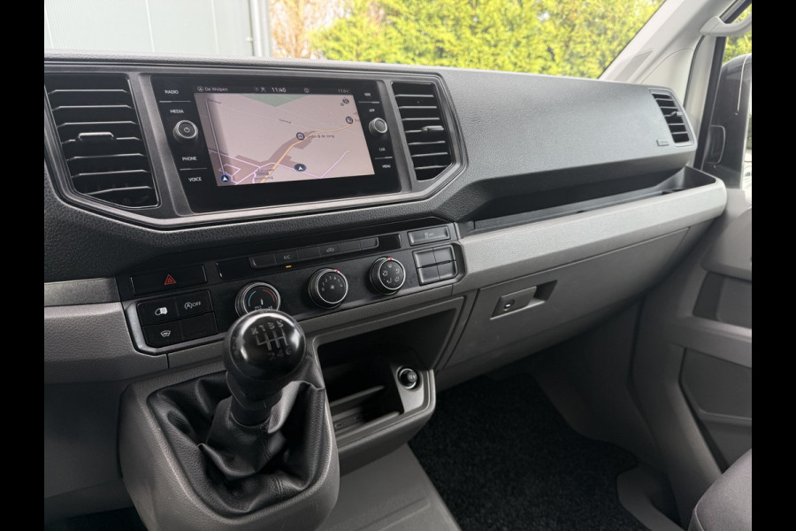 Volkswagen Crafter 35 2.0 TDI HIGHLINE+ / L3H3 / 750 KG DHOLLANDIA HYDR. LAADKLEP / AIRCO / CRUISE / NAVI / CAMERA / CARPLAY Volkswagen Crafter 35 2.0 TDI HIGHLINE+ / L3H3 / 750 KG DHOLLANDIA HYDR. LAADKLEP / AIRCO / CRUISE / NAVI / CAMERA / CARPLAY