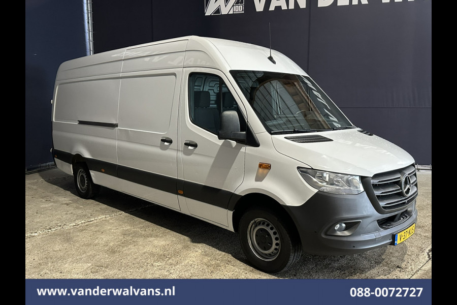 Mercedes-Benz Sprinter 315 CDI 150pk L3H2 Euro6 Airco | 360 Graden Camera | Apple Carplay | Navigatie Cruisecontrol, Android Auto, Stoelverwarming, Chauffeursstoel, Parkeersensoren, Bijrijdersbank Mercedes-Benz Sprinter 315 CDI 150pk L3H2 Euro6 Airco | 360 Graden Camera | Apple Carplay | Navigatie Cruisecontrol, Android Auto, Stoelverwarming, Chauffeursstoel, Parkeersensoren, Bijrijdersbank