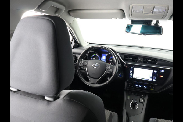 Toyota Auris Touring Sports 1.8 HYBRID DYNAMIC ULTIMATE NAVI GARANTIE 7-2027 STOELVERWARMING . PARKEERSENSOREN .CAMERA . Toyota Auris Touring Sports 1.8 HYBRID DYNAMIC ULTIMATE NAVI GARANTIE 7-2027 STOELVERWARMING . PARKEERSENSOREN .CAMERA .