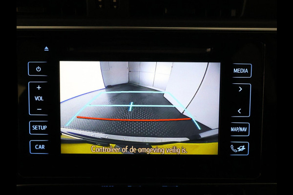 Toyota Auris Touring Sports 1.8 HYBRID DYNAMIC ULTIMATE NAVI GARANTIE 7-2027 STOELVERWARMING . PARKEERSENSOREN .CAMERA . Toyota Auris Touring Sports 1.8 HYBRID DYNAMIC ULTIMATE NAVI GARANTIE 7-2027 STOELVERWARMING . PARKEERSENSOREN .CAMERA .