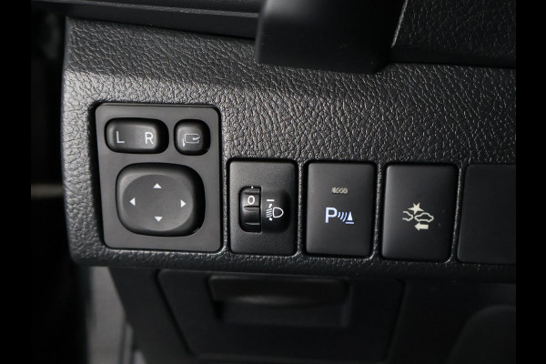 Toyota Auris Touring Sports 1.8 HYBRID DYNAMIC ULTIMATE NAVI GARANTIE 7-2027 STOELVERWARMING . PARKEERSENSOREN .CAMERA . Toyota Auris Touring Sports 1.8 HYBRID DYNAMIC ULTIMATE NAVI GARANTIE 7-2027 STOELVERWARMING . PARKEERSENSOREN .CAMERA .
