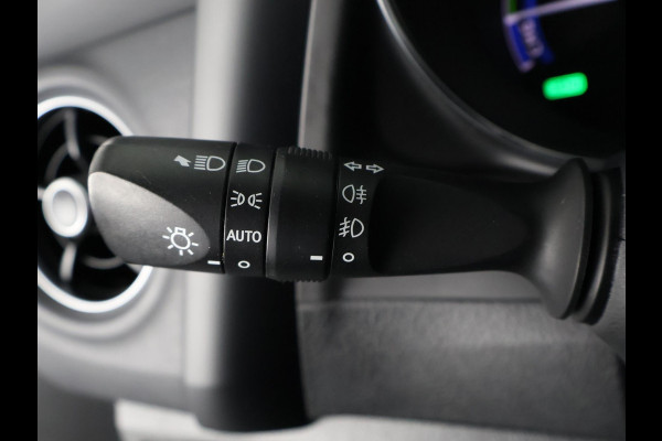 Toyota Auris Touring Sports 1.8 HYBRID DYNAMIC ULTIMATE NAVI GARANTIE 7-2027 STOELVERWARMING . PARKEERSENSOREN .CAMERA . Toyota Auris Touring Sports 1.8 HYBRID DYNAMIC ULTIMATE NAVI GARANTIE 7-2027 STOELVERWARMING . PARKEERSENSOREN .CAMERA .