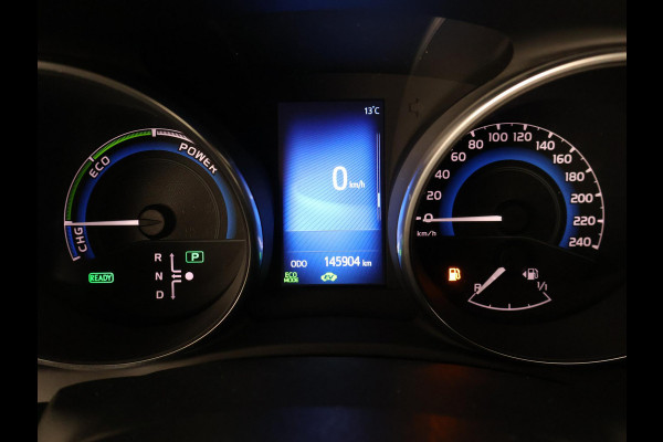 Toyota Auris Touring Sports 1.8 HYBRID DYNAMIC ULTIMATE NAVI GARANTIE 7-2027 STOELVERWARMING . PARKEERSENSOREN .CAMERA . Toyota Auris Touring Sports 1.8 HYBRID DYNAMIC ULTIMATE NAVI GARANTIE 7-2027 STOELVERWARMING . PARKEERSENSOREN .CAMERA .