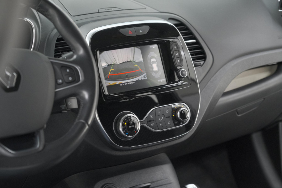 Renault Captur TCe 150 EDC Intens | Trekhaak | Camera | Dodehoekdetectie | Navigatie Renault Captur TCe 150 EDC Intens | Trekhaak | Camera | Dodehoekdetectie | Navigatie
