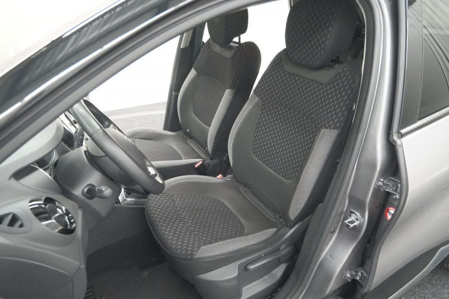 Renault Captur TCe 150 EDC Intens | Trekhaak | Camera | Dodehoekdetectie | Navigatie Renault Captur TCe 150 EDC Intens | Trekhaak | Camera | Dodehoekdetectie | Navigatie