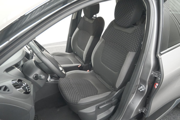 Renault Captur TCe 150 EDC Intens | Trekhaak | Camera | Dodehoekdetectie | Navigatie Renault Captur TCe 150 EDC Intens | Trekhaak | Camera | Dodehoekdetectie | Navigatie