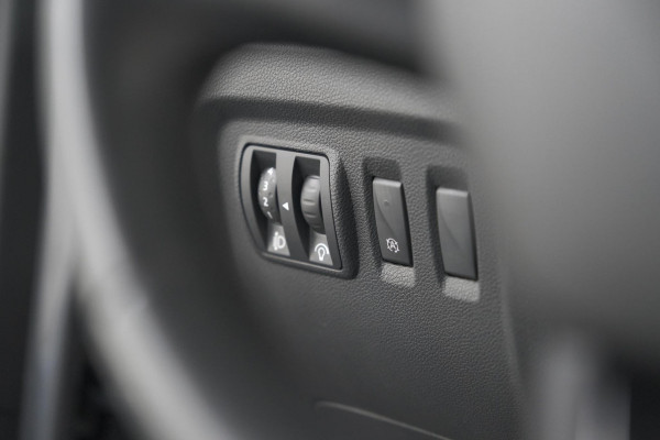 Renault Captur TCe 150 EDC Intens | Trekhaak | Camera | Dodehoekdetectie | Navigatie Renault Captur TCe 150 EDC Intens | Trekhaak | Camera | Dodehoekdetectie | Navigatie