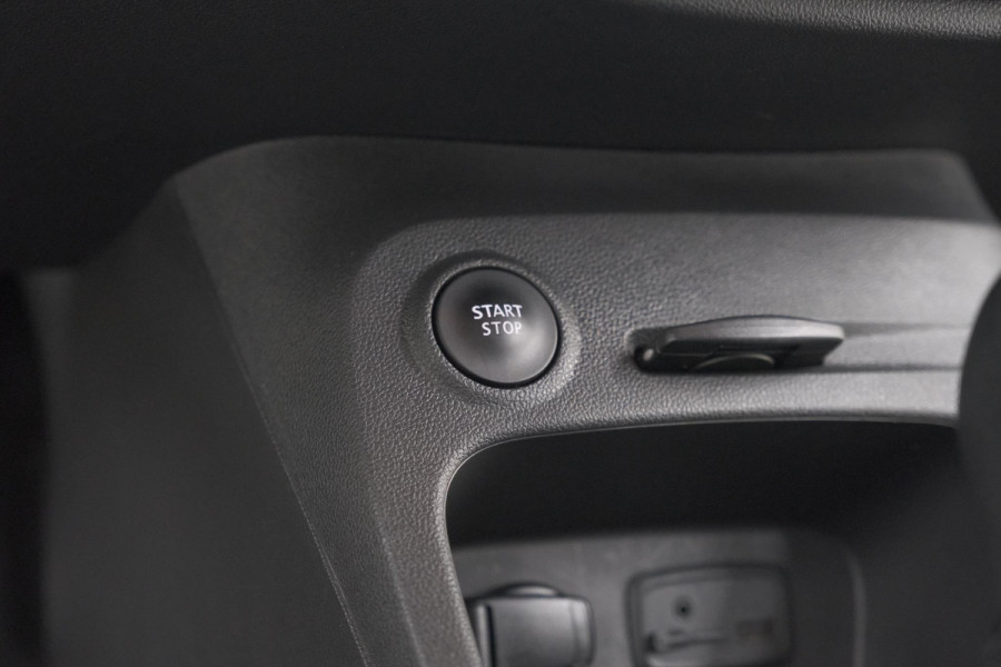 Renault Captur TCe 150 EDC Intens | Trekhaak | Camera | Dodehoekdetectie | Navigatie Renault Captur TCe 150 EDC Intens | Trekhaak | Camera | Dodehoekdetectie | Navigatie