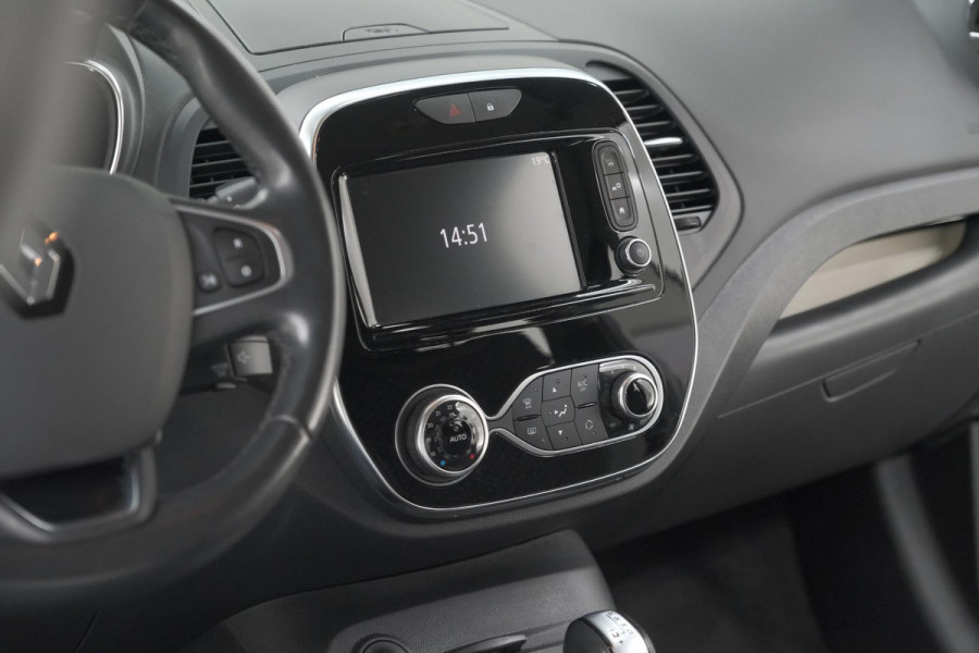 Renault Captur TCe 150 EDC Intens | Trekhaak | Camera | Dodehoekdetectie | Navigatie Renault Captur TCe 150 EDC Intens | Trekhaak | Camera | Dodehoekdetectie | Navigatie