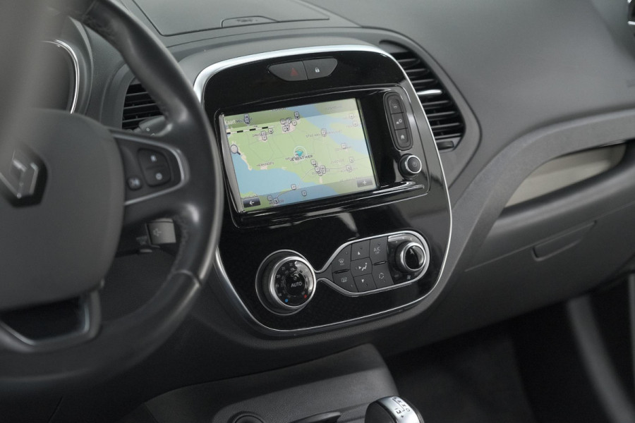 Renault Captur TCe 150 EDC Intens | Trekhaak | Camera | Dodehoekdetectie | Navigatie Renault Captur TCe 150 EDC Intens | Trekhaak | Camera | Dodehoekdetectie | Navigatie